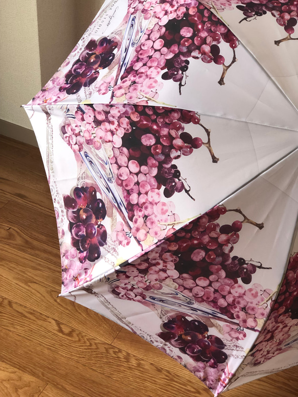 【ワケありな逸品】晩秋の甲州ブドウの雨傘C 梅雨対策2023 10枚目の画像