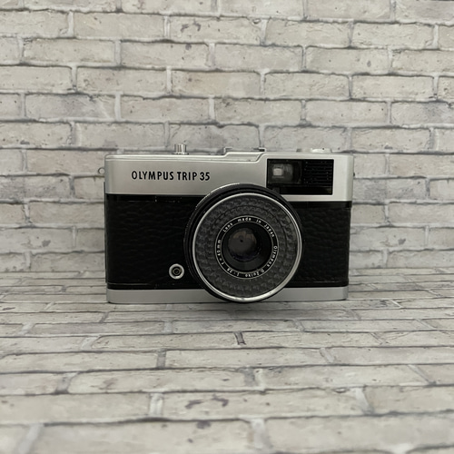 超美品！整備済み完動品！OLYMPUS TRIP35 ブラック 楽天市場】【整備済】【保証付 】 オリンパス OLYMPUS TRIP 35