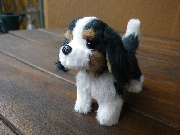 海外作家様/アートドール/犬/キャバリア 羊毛フェルトでつくる