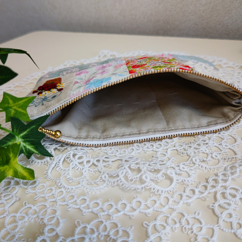 ミナペルホネン パッチワーク ポーチ ハンドメイド 刺繍 ポーチ ミナペルホネン パッチワーク ポーチ ハンドメイド 刺繍 ポーチ