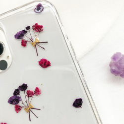【かすみ草】押し花ケース iPhone15Pro・SE・12・11・Xperia・Galaxy・AQUOSスマホケース 4枚目の画像