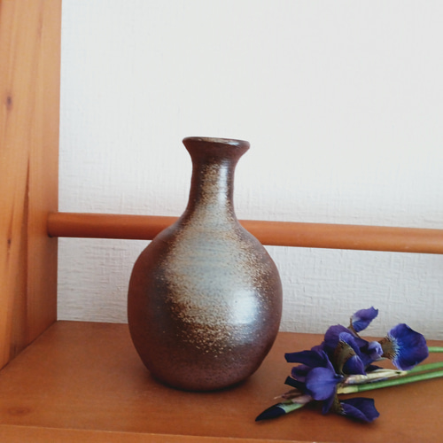 備前焼  花器 備前焼 (ビゼンヤキ) プラチナ彩色絵花文花瓶 宮崎祐輔作/【谷鳳