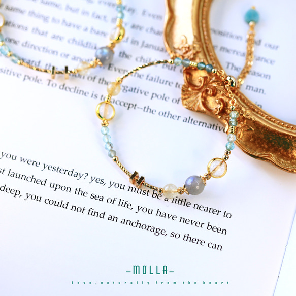 Molla 初夏鈦陽藍磷灰拉長石手鍊（手工訂製-可調式手環） 第1張的照片