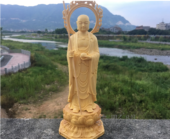 特上彫  地蔵菩薩   精密彫刻  木彫仏像  仏教工芸品 5枚目の画像