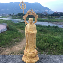 特上彫  地蔵菩薩   精密彫刻  木彫仏像  仏教工芸品 1枚目の画像