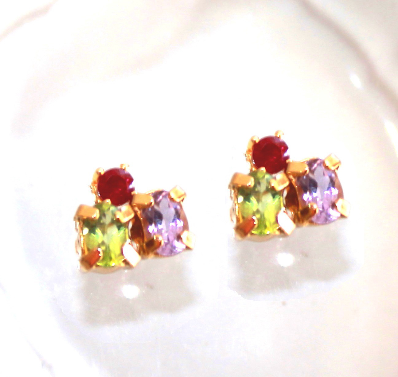 - berry cake - Ruby & Amethyst & Peridot Earrings