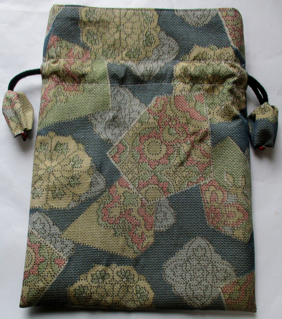 ６３２７　色大島紬の着物で作った巾着袋＃送料無料 6枚目の画像