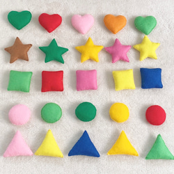 『これ、なぁんだ？』色と形のお勉強おもちゃ♪モンテッソーリ教育｜色と形の把握や認識 3枚目の画像