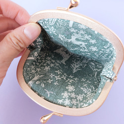 紫陽花の刺繍がま口　ミントグリーン　リネン　梅雨　群青　ポーチ　財布 7枚目の画像
