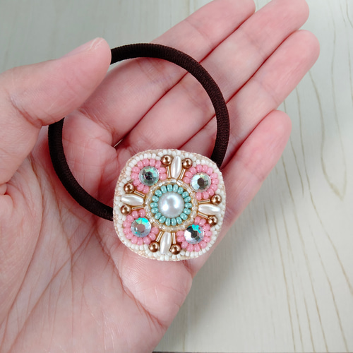 ビーズ刺繍◇ヘアゴム＃042ピンク ヘアゴム isoa/イソア 通販｜Creema 