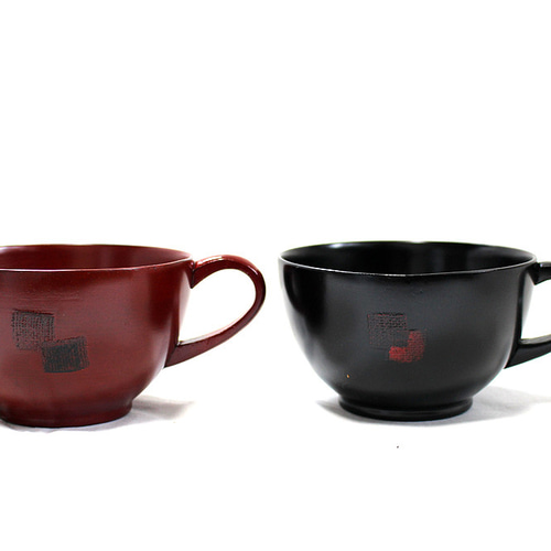 香川漆器ほっこり暖かい布張り 子供用スープカップ 朱黒ペア