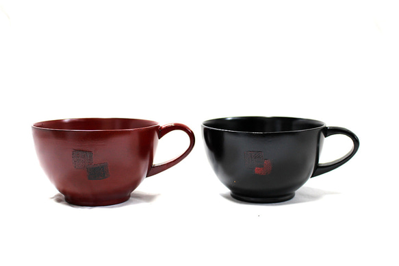 香川漆器ほっこり暖かい布張り 子供用スープカップ 朱黒ペア 3枚目の画像