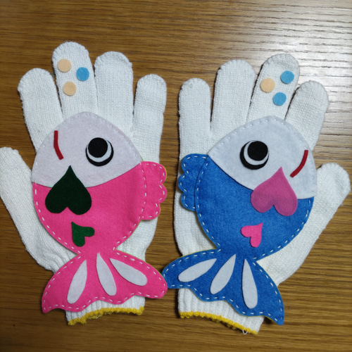 手袋シアター 2枚組 さかながはねてぴょーん 雑貨・その他 糸 通販