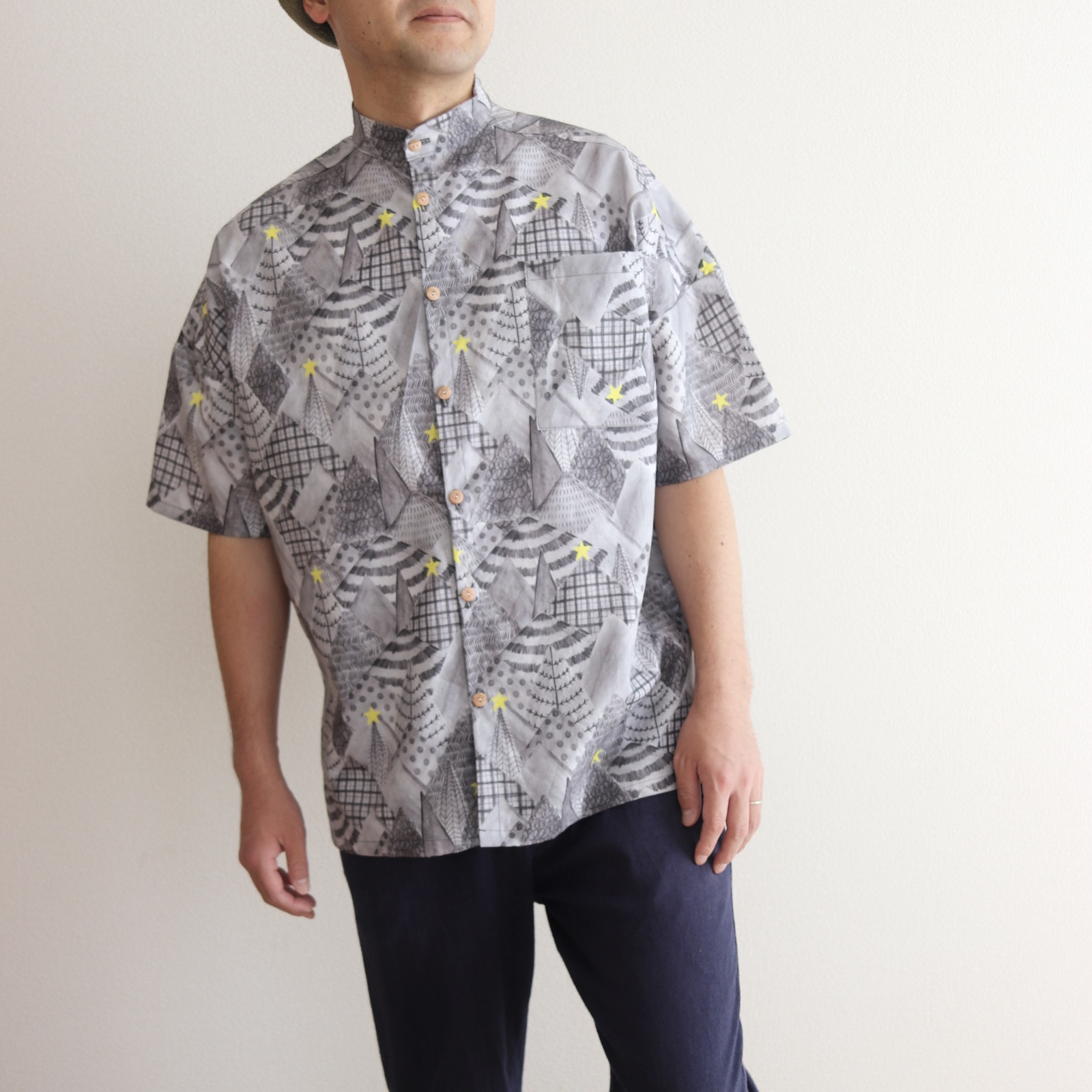 【2026年3月まで】《父の日に！》12種類の生地から選べる　スタンドカラーシャツ/お揃い/nunocoto生地使用