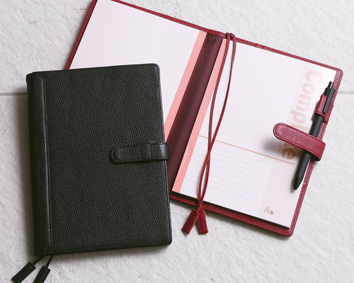 A5サイズ】ノートカバー 本革 A5 スリム 2冊収納 カード5枚収納可 手帳