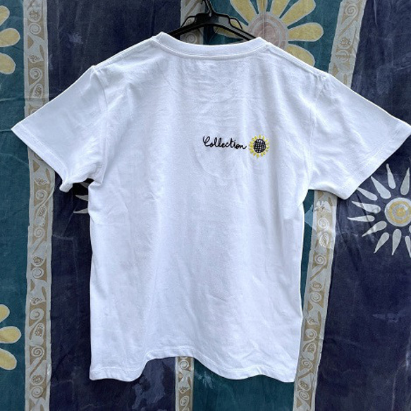 Collection ひまわりバック刺繍　半袖Tシャツ 3枚目の画像
