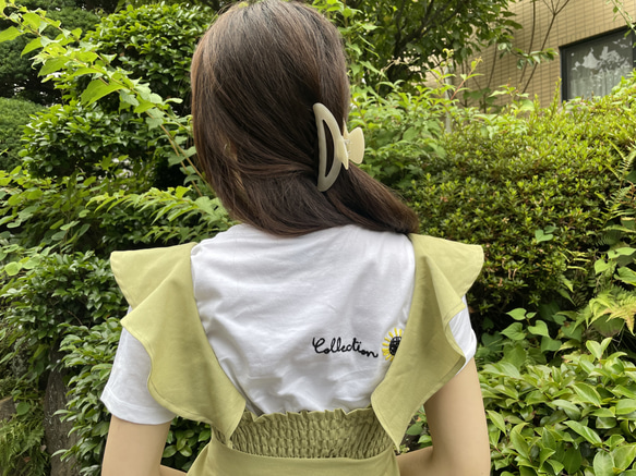 Collection ひまわりバック刺繍　半袖Tシャツ 1枚目の画像