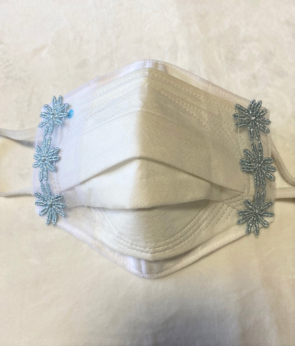不織布マスクカバー　ラメ花刺繡　息がしやすく話しやすい　縦にノーズワイヤー入りの超立体 7枚目の画像