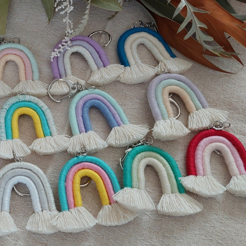 マクラメレインボーキーホルダー その他雑貨 Sae.macrame 通販