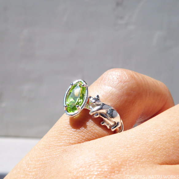 ペリドットと猫リング ＊ Peridot & Cat Ring 5枚目の画像