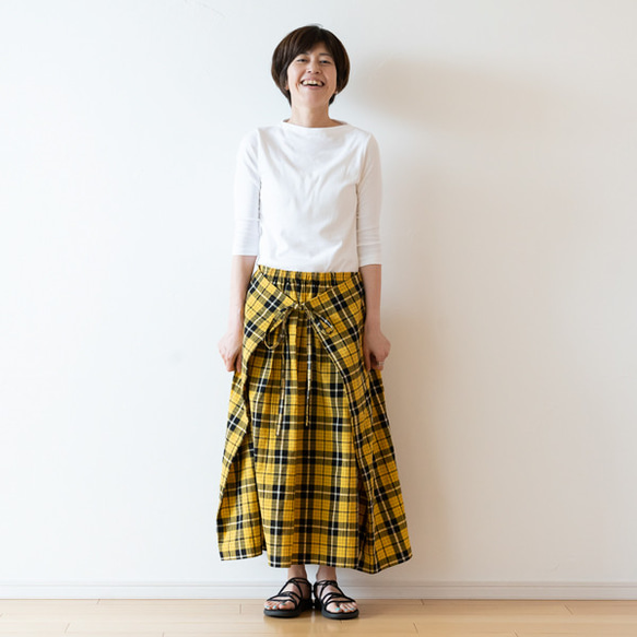 華やかなタータンチェックのラップスカート ロングスカート イエロー