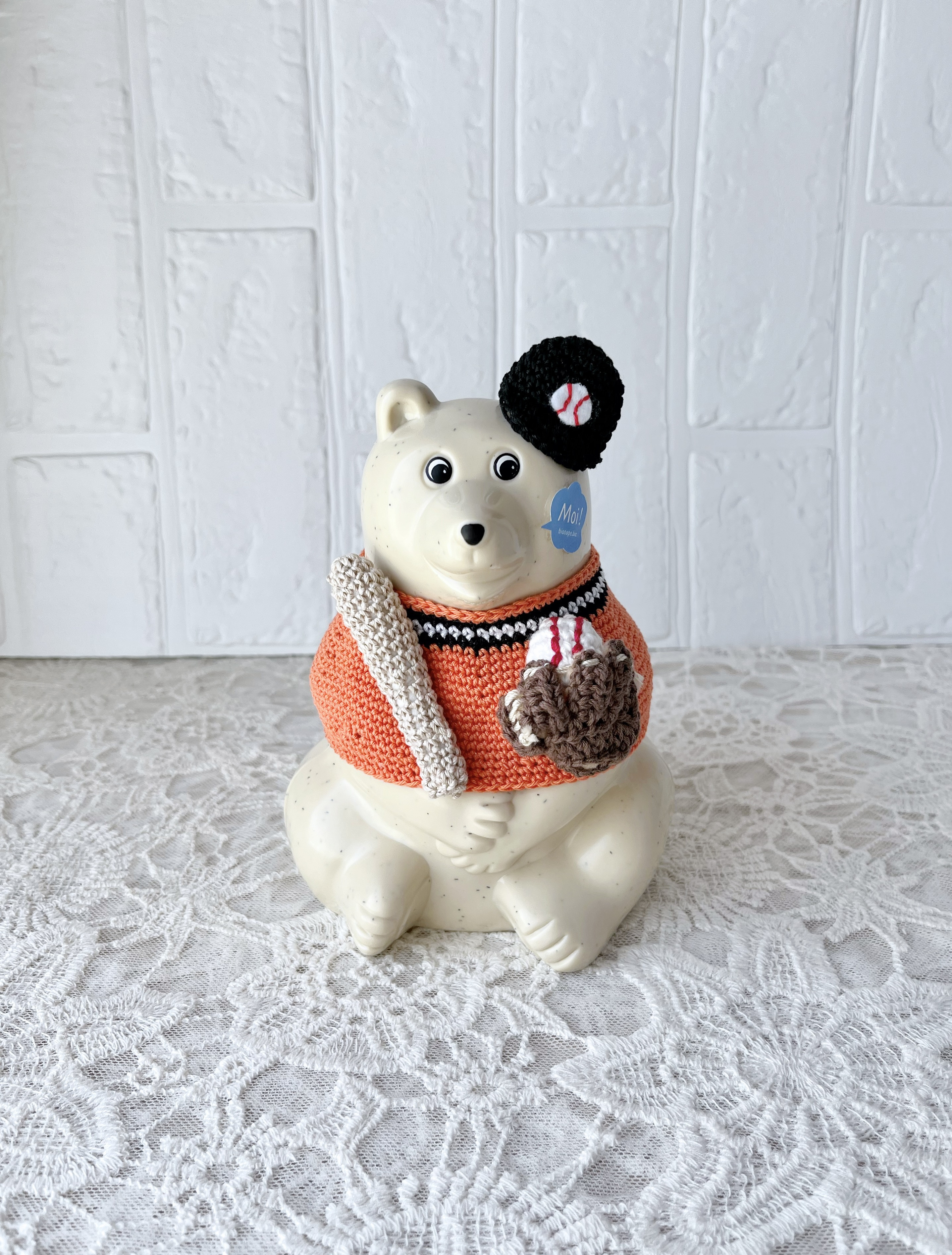 【まーま様　リクエスト】しろくま貯金箱　飾り 20%オフ】しろくま貯金箱 Polar Bear Money Box 2022 マフラー