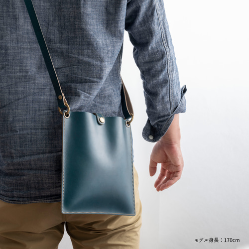 送料無料 【 栃木レザーオイル サコッシュ スクエア 】 ヌメ革