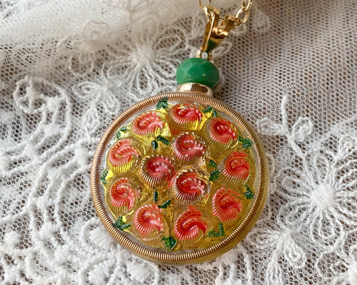 再販》Rose Gardenの大きめペンダントネックレス/14KGF《チェコ