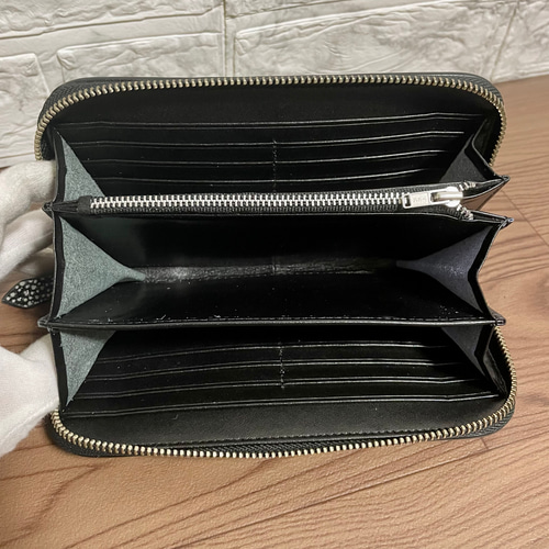 美品✨️海の宝石 スタースティングレイ ブラック ラウンド長財布 YKK スティングレイ／エイ革 スタースティングレイ ガルーシャ 海の宝石 星