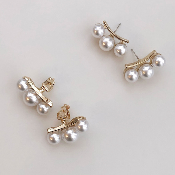 Triple pearl pierce / earring 1枚目の画像