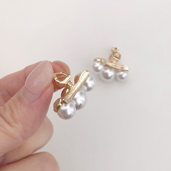 Triple pearl pierce / earring 6枚目の画像