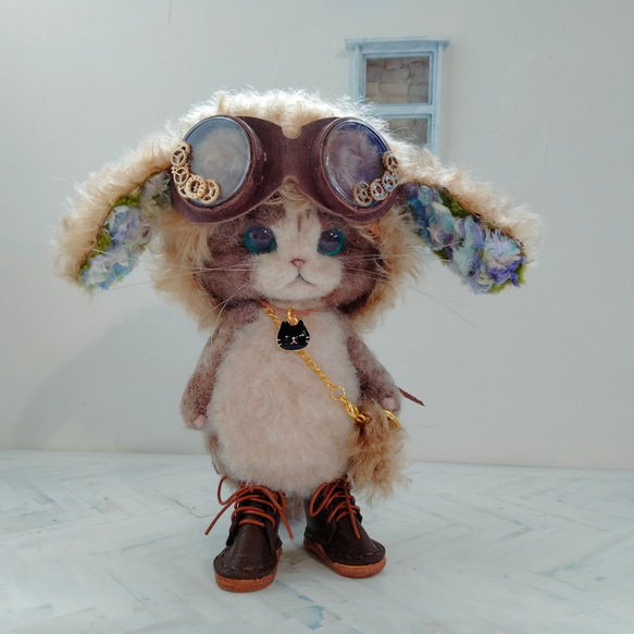 Sさまご予約商品 うさみみ帽子のごーぐるにゃんこ 羊毛フェルト ねこ  