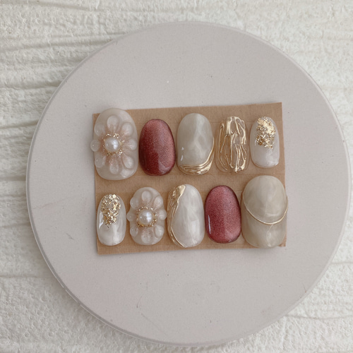 ネイルチップ　ニュアンス　ぷっくりフラワー　マグネット　ブライダルネイル　成人式 ネイルチップ ニュアンス ぷっくりフラワー マグネット