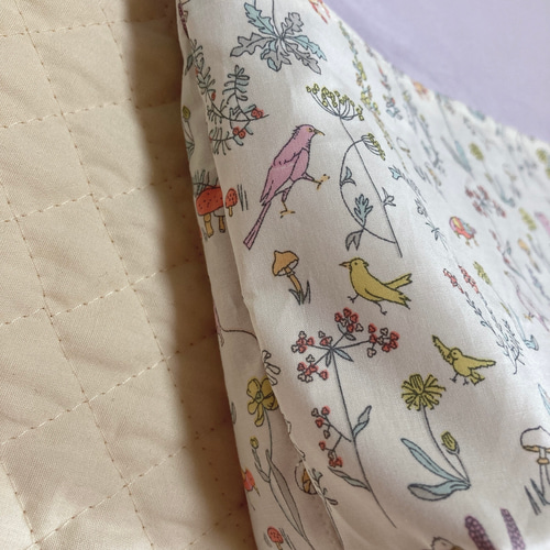 ⭐️送料無料⭐️ リバティ 生地を使用した 持ち手付き お着替え袋