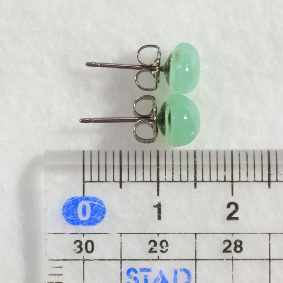 （1 件）綠玉髓耳釘（7 毫米 Trilliant 鈦柱） 第5張的照片
