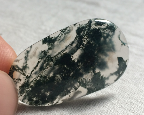 モスアゲート 猫 2本立ち 天然石 モスアゲート 猫 2本立ち 天然石