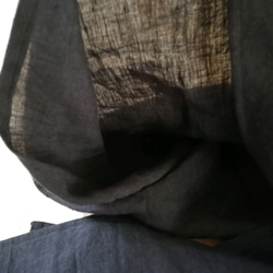 くったり上質なベルギーリネンのストール　ブラック 9枚目の画像