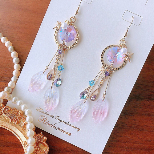 バイオレットシマ― しゃらしゃら クリスタルガラスのフェミニンピアス