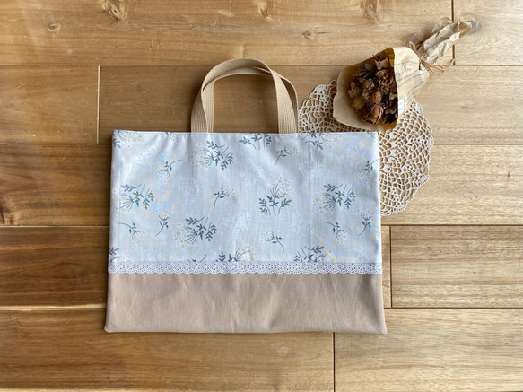 レッスンバッグ　ハンドメイド　小花柄　大人デザイン ✳︎入園入学レッスンバッグ✳︎ベージュ ホワイト小花柄