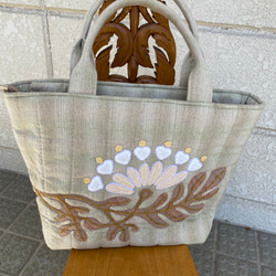 パッチワークのトートバッグ☆葉っぱのアップリケ トートバッグ