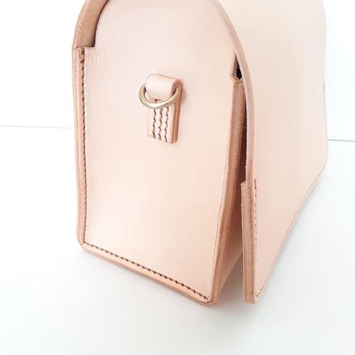 糸の色をお選びいただけます(受注生産) ヌメ革 ショルダーバック