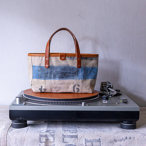 褪せた生成りに時代を感じます、50's RAFイギリス空軍ヴィンテージ