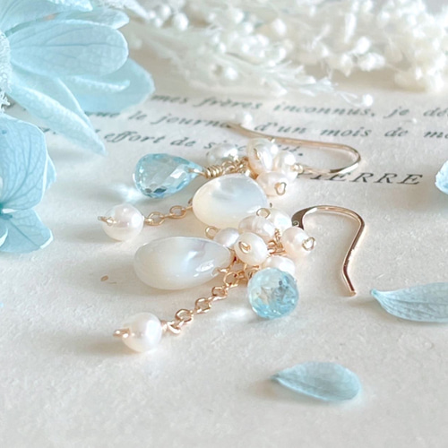 14kgf】白蝶貝×スカイブルートパーズ＊ピアス ピアス（フック  