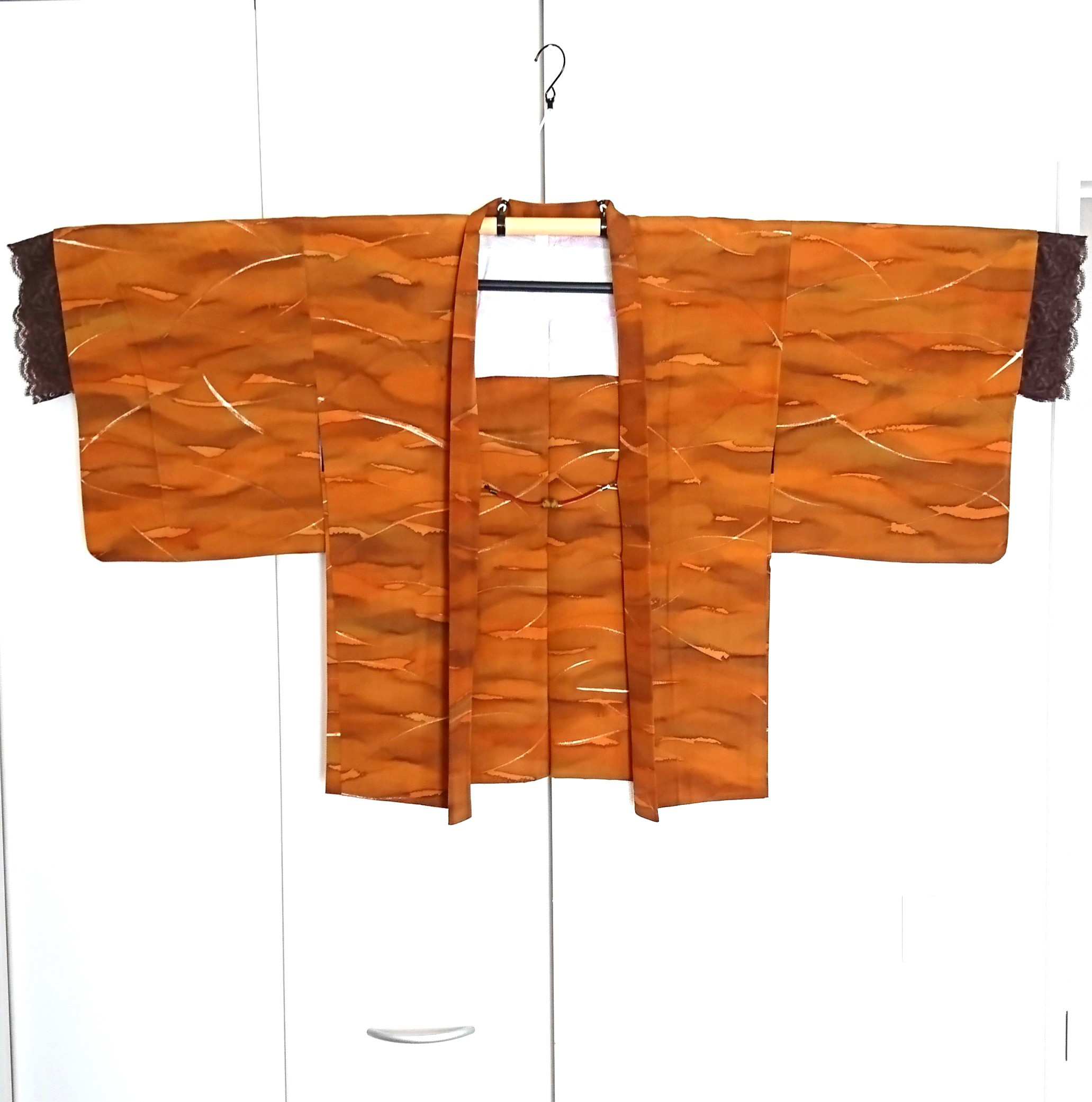 《羽織紐・レース袖付き》ボカシ染めの羽織