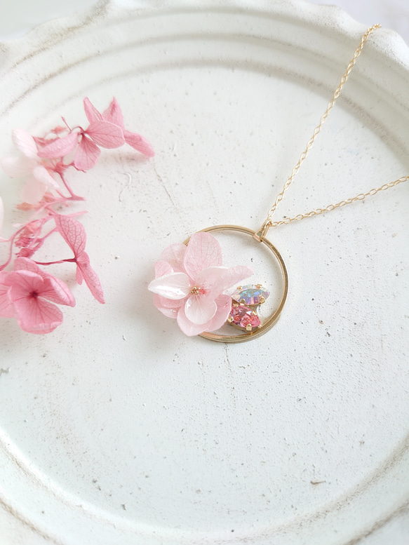 繡球花 &amp; Bijou [耳環或耳環/項鍊] 櫻花色 第4張的照片