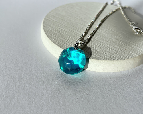 No.2031☆ハンドメイド☆ブルー♡フラワーレジンネックレス