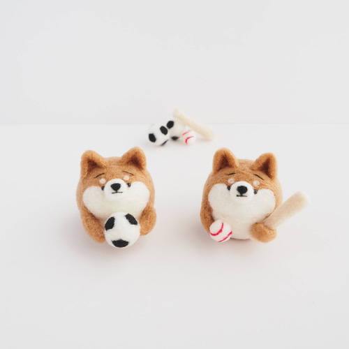 羊毛フェルト　専用　秋田犬　パープルくま　胡麻柴犬　置き物 羊毛フェルト 専用 秋田犬 パープルくま 胡麻柴犬 置き物 - メルカリ