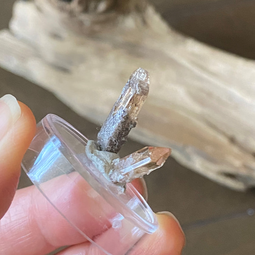 ♢非加熱 インペリアルトパーズ♢シャンパンゴールド トパーズ 原石 02