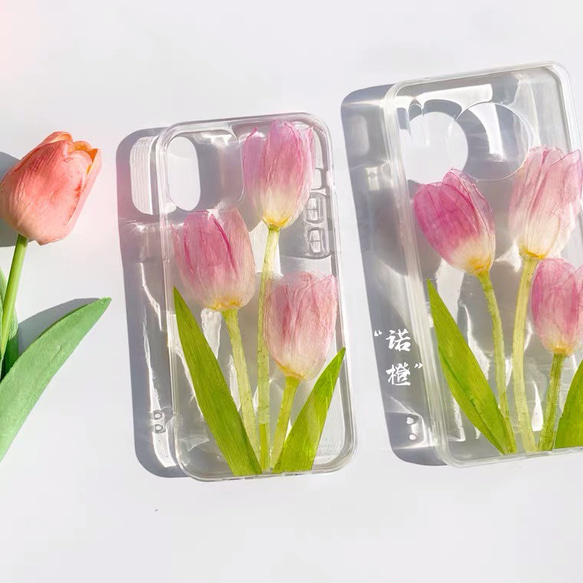 本物のチューリップ 花 フラワー 花びら シンプル 押し花 スマホケース 3枚目の画像