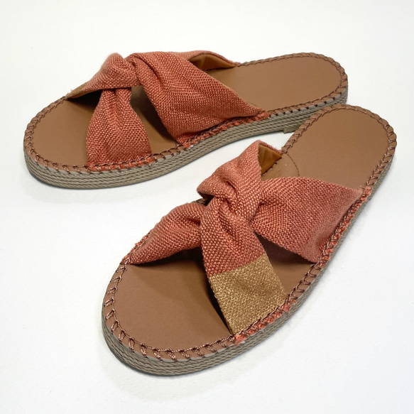 ◆Sサイズ_60%オフSALE◆軽量ネジリサンダル(レンガxゴールド) 22.0〜22.5cmジュート風エスパドリーユ 1枚目の画像